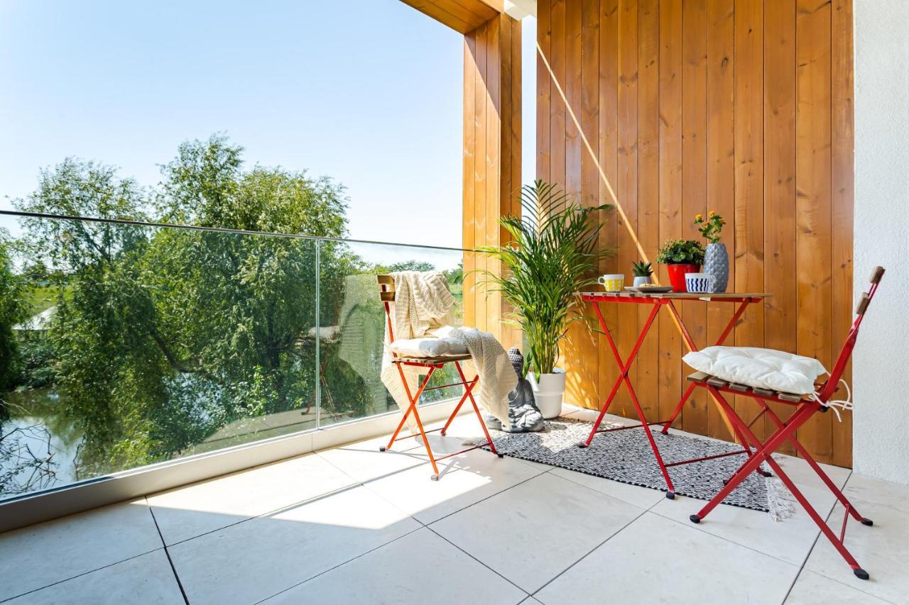 Il Lago - Sunrise - Cozy Luxurious Smart Home By The Lake Voluntari Екстериор снимка