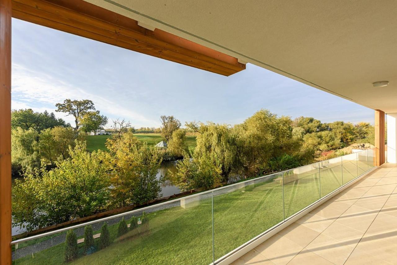 Il Lago - Sunrise - Cozy Luxurious Smart Home By The Lake Voluntari Екстериор снимка